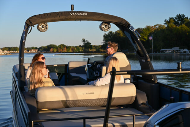 Lago Z24S | Lago Z Pontoon Boat