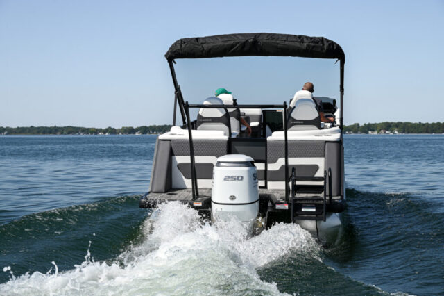 Viaggio Pontoon Boats
