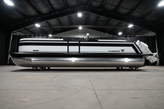 Viaggio Pontoon Boats