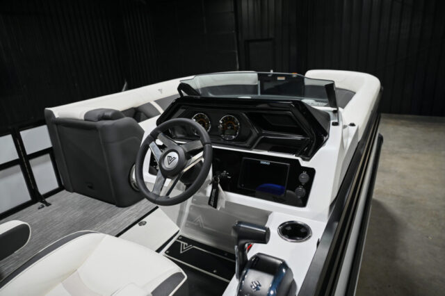 Viaggio Pontoon Boats