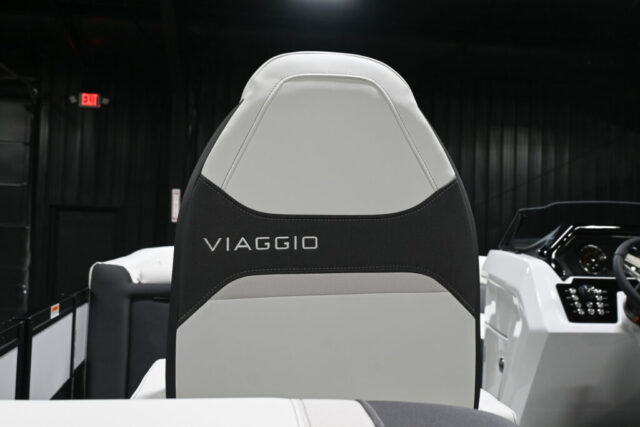 Viaggio Pontoon Boats