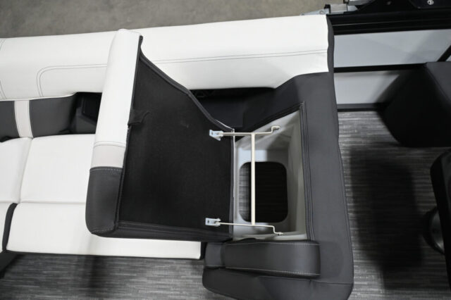 Viaggio Pontoon Boats